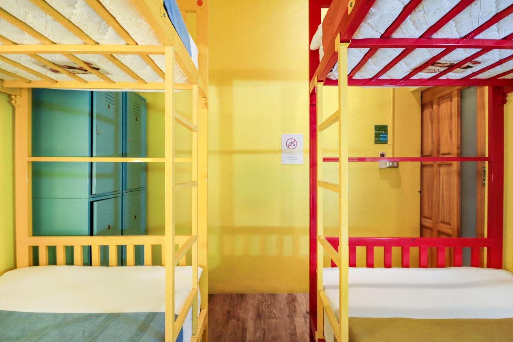 Oyo 1074 Fin Hostel Kata Beach  Zewnętrze zdjęcie