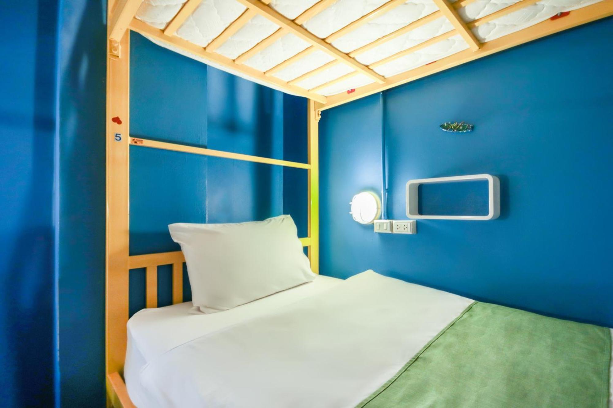 Oyo 1074 Fin Hostel Kata Beach  Zewnętrze zdjęcie
