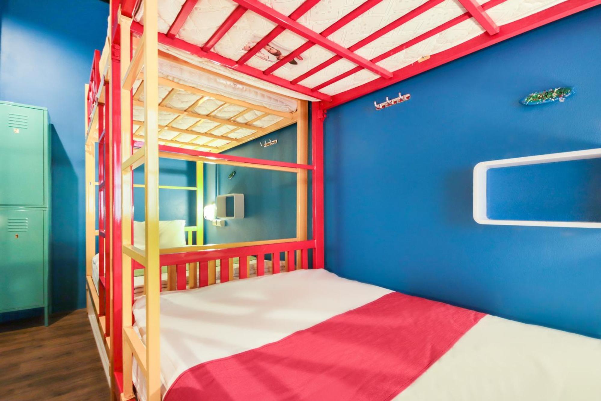Oyo 1074 Fin Hostel Kata Beach  Zewnętrze zdjęcie