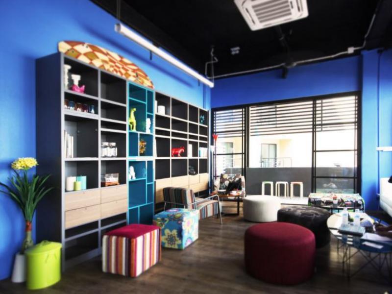 Oyo 1074 Fin Hostel Kata Beach  Zewnętrze zdjęcie